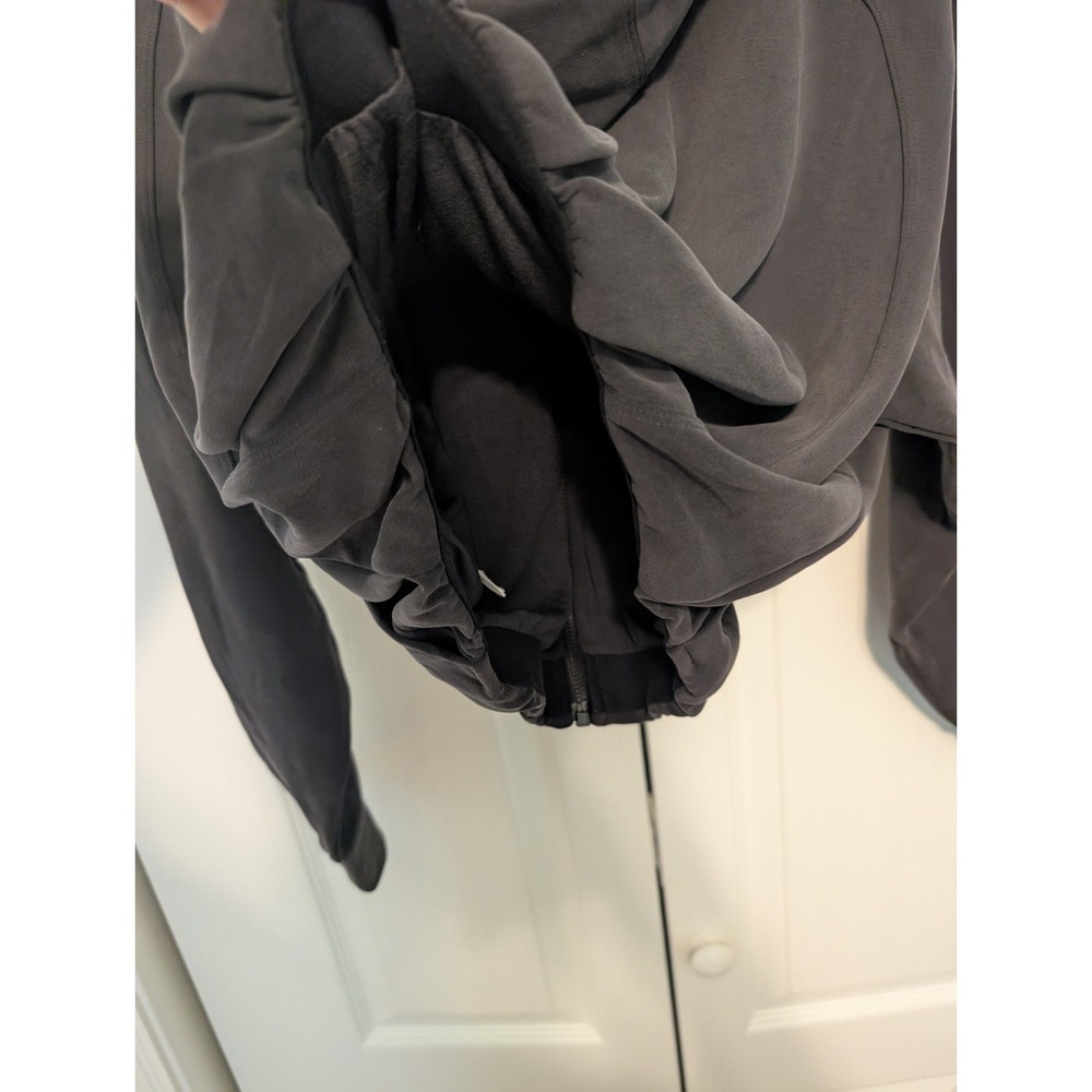 Athleta Seasoft Bubble Hem Hoodie L Black Full Zip Jacket Cropped - Picture 5 of 5